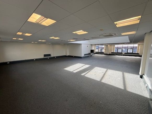 Unit 10 Grafton Way, Basingstoke, Industrial / Industrial / Office To Let - Picture11GW10  28 07 2025.jpg