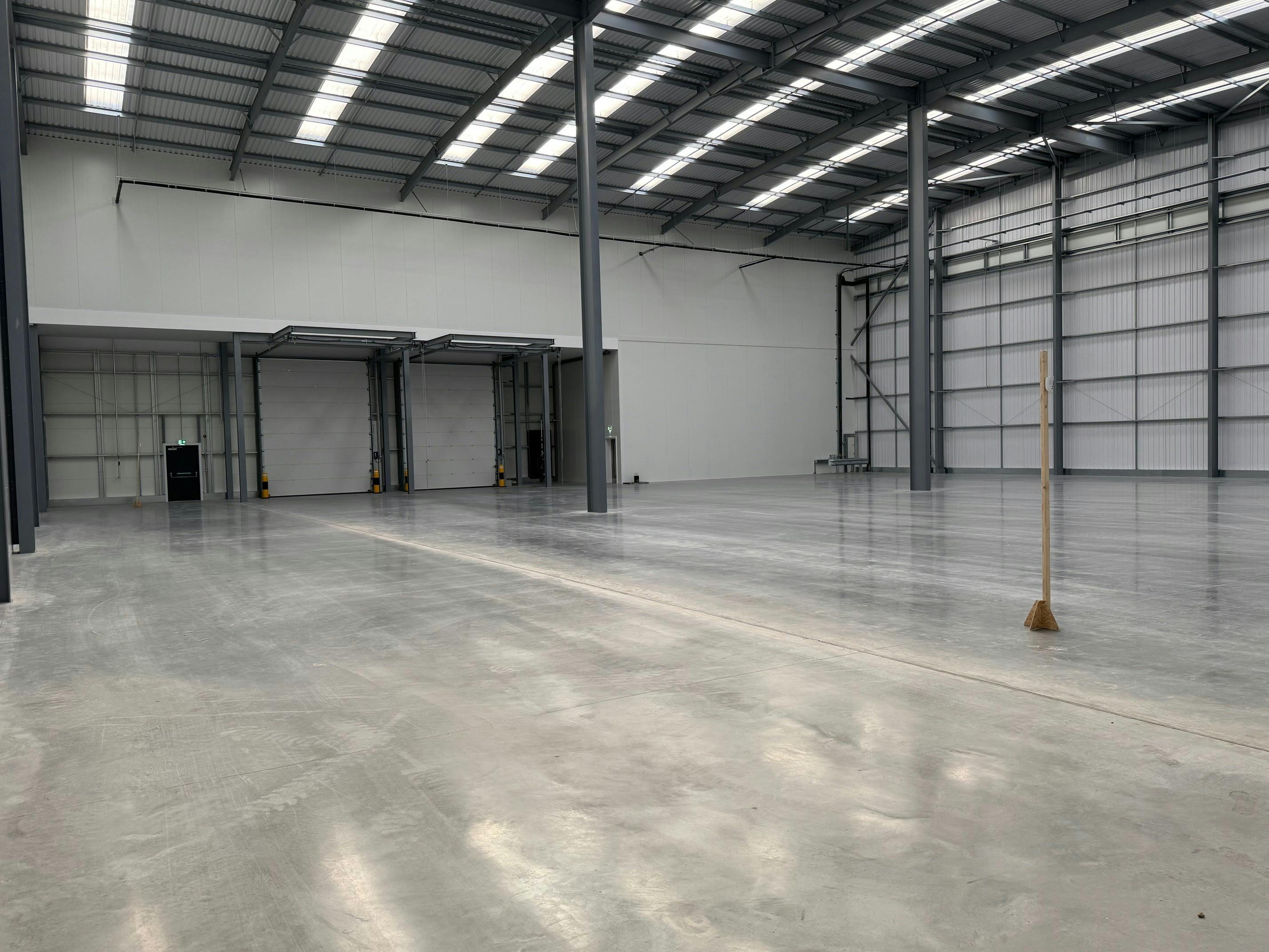 Urban Crawley, Unit 9-17, Crawley, Warehouse & Industrial To Let / For Sale - Unit 1  Inside3  Post PC.jpg