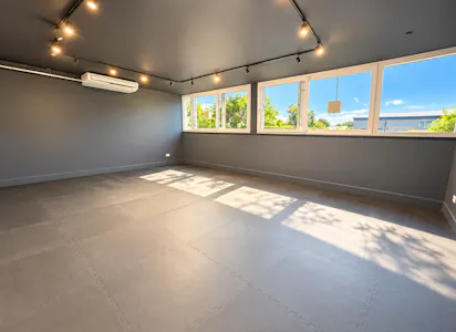 Room 1, 7 Eldon Way, Hockley, Class E Retail / Leisure / Gym / Leisure / Office To Let - Room 1