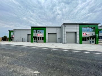 Units 1-3 Trade City Luton, Kingsway, Luton, LU1 1TT