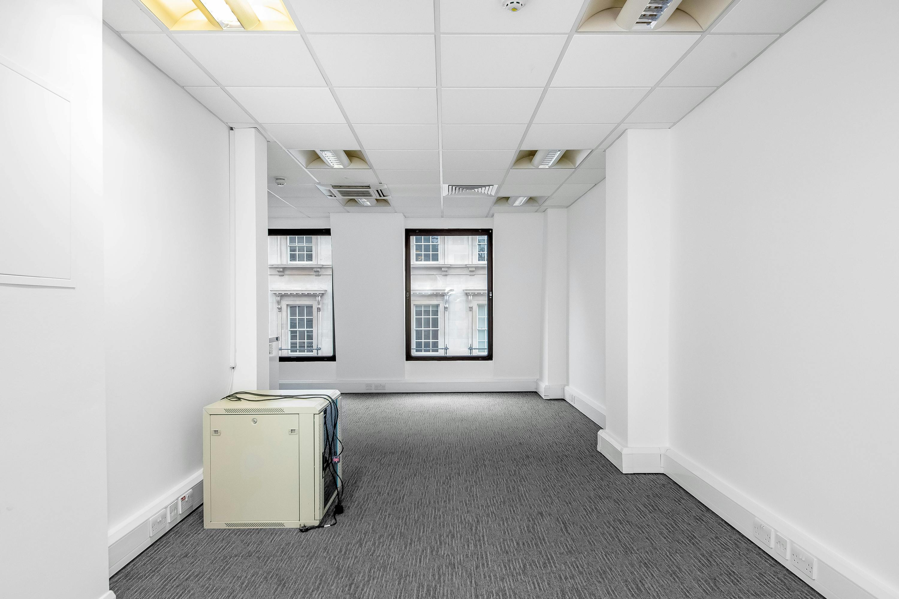 4th Floor, 5 Conduit Street, London, Office To Let - IMG_0639.jpg