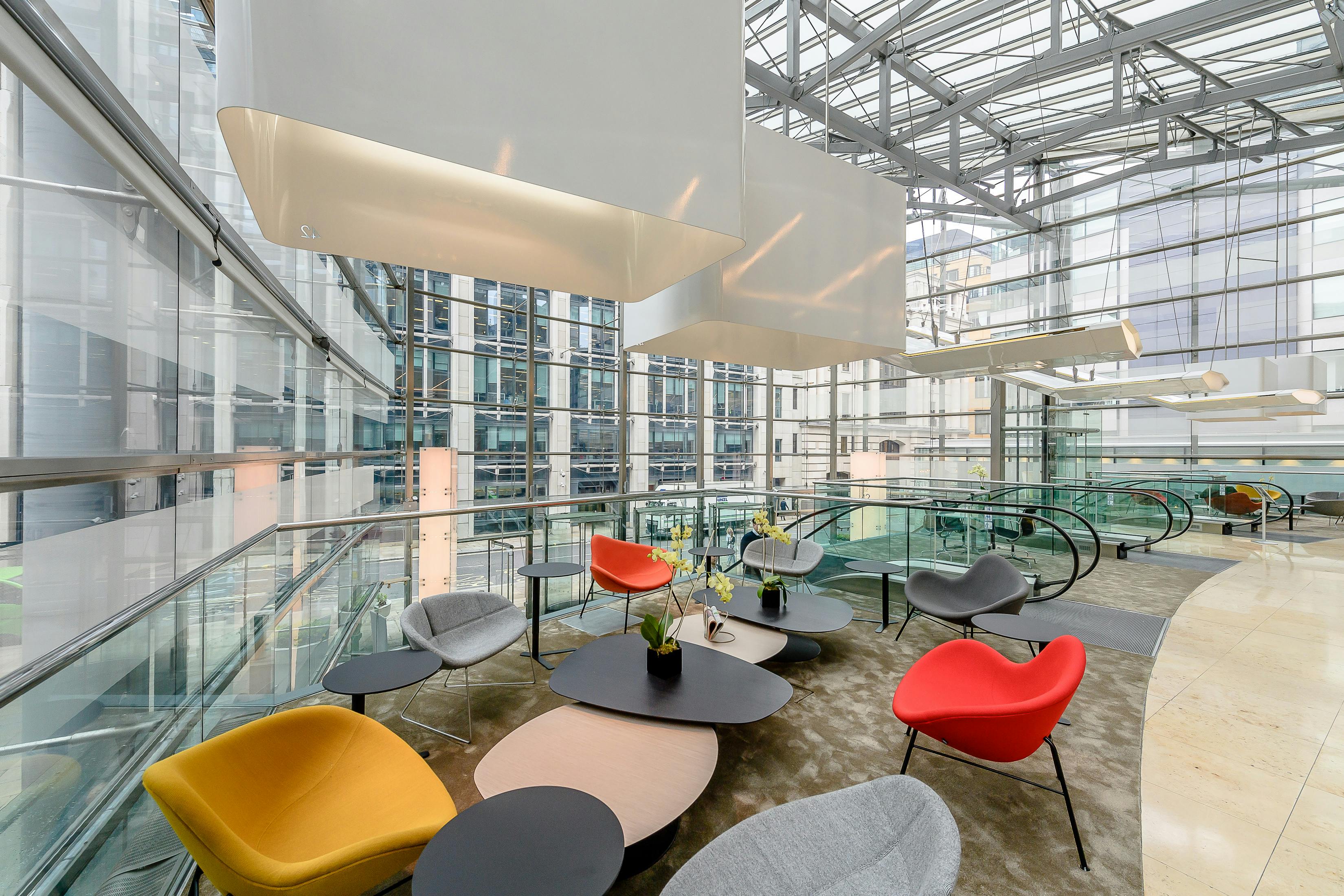 Test Property, 25 Old Broad Street, London, Office Lease Assignment - Tower 42 picture No. 4