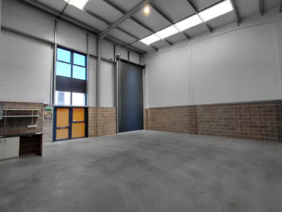 Unit 38, Axis 31, Oak Field Road, Wimborne, Industrial / Warehouse To Let - 20260731_111200.jpg