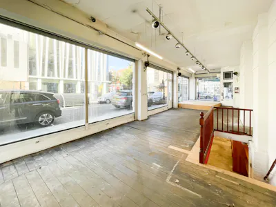 141 Kensington Church Street, London, Retail To Let - edited 141 khs.jpg