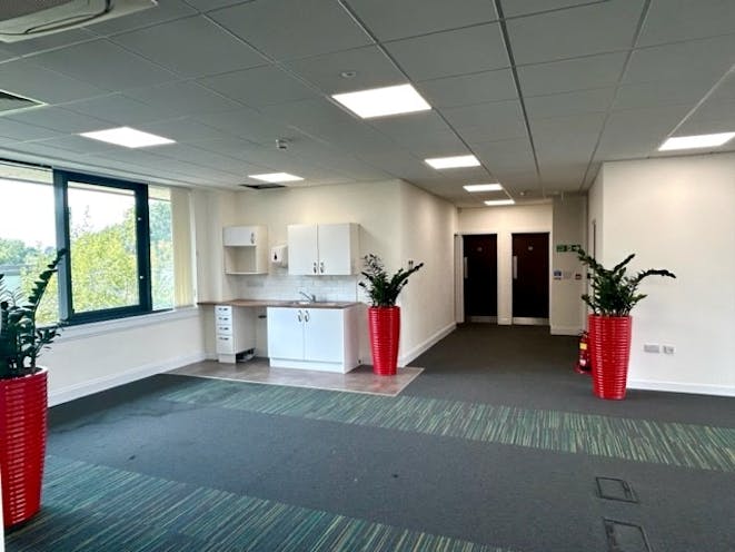 Building 3, Genesis Business Park, Albert Drive, Woking, Offices To Let - 3gen int2.jpg