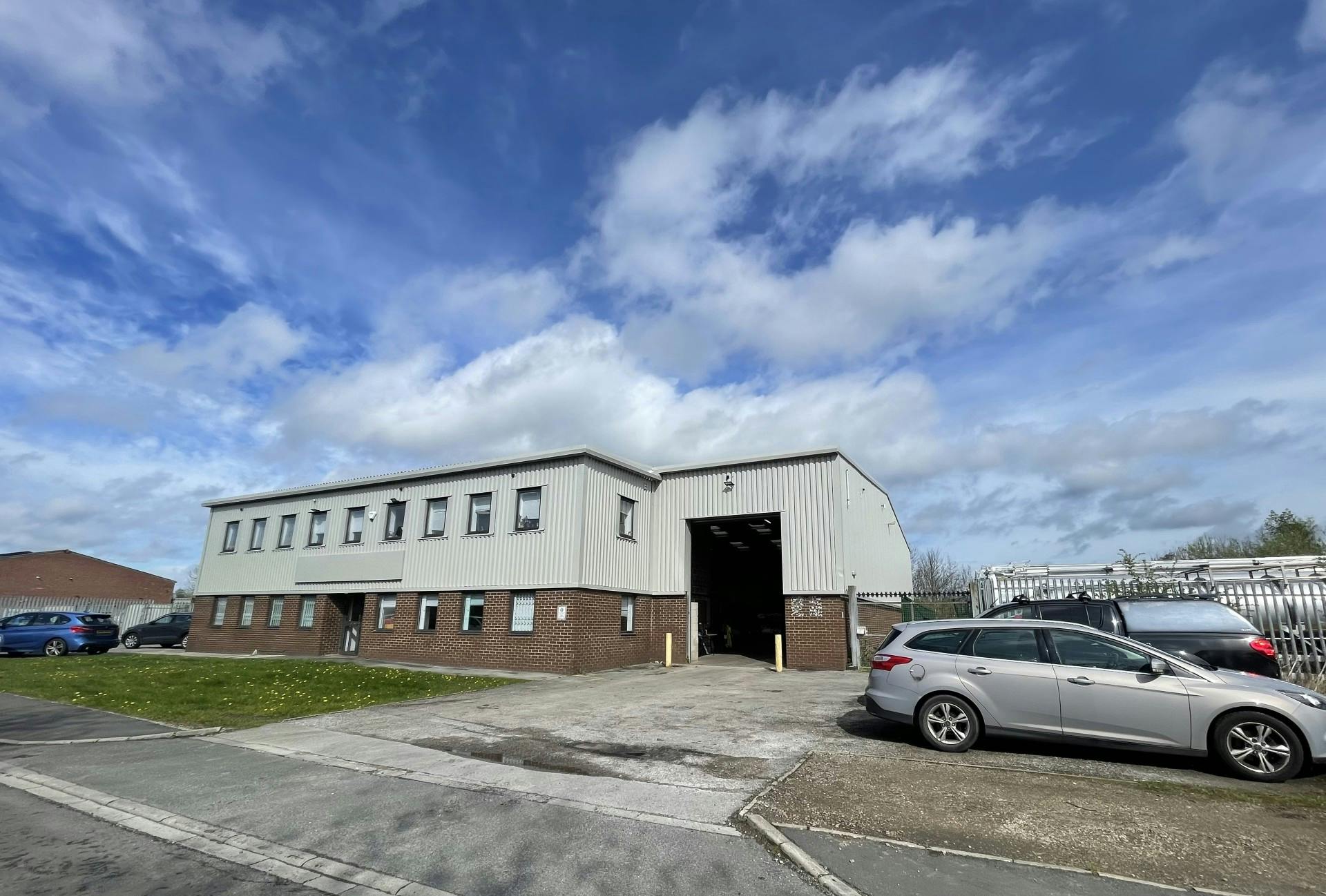 Supreme House, Lotherton Way, Leeds, West Yorkshire, LS25 2JY