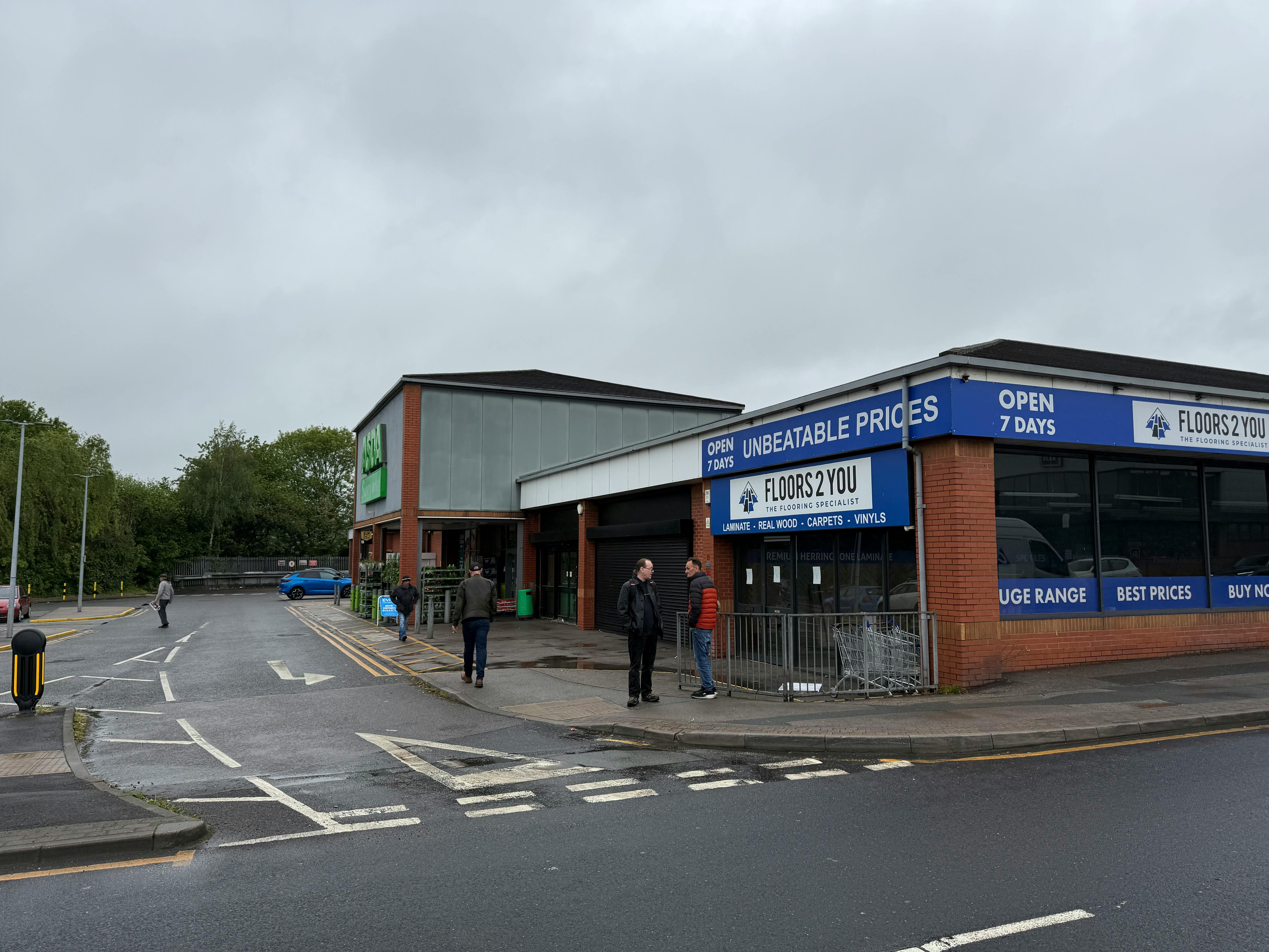 Unit 2/3, Taylors Lane, Rotherham, Retail To Let - IMG_0310.jpeg