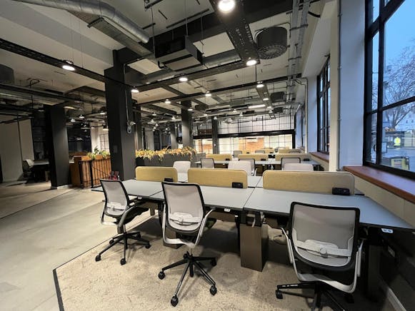 St. Stephens House, Bristol, Office To Let - IMG_1781.JPG