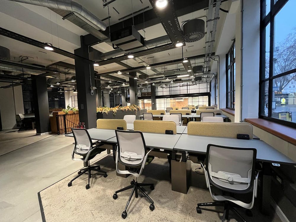 St. Stephens House, Bristol, Office To Let - IMG_1781.JPG