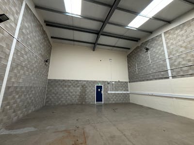 Unit K6, South Point Industrial Estate, Cardiff, Industrial To Let - K6 08.jpg