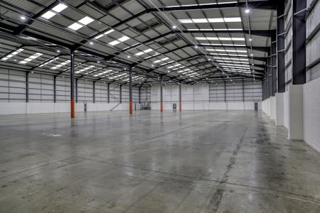 Aero 40, Southwood Business Park, Farnborough, Industrial/Logistics / Industrial / Warehouse To Let - AWP_0209_edit.jpg