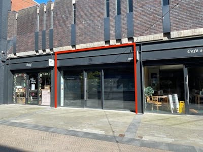 Unit 3, Stanley Square, Sale, Retail To Let - Image 1