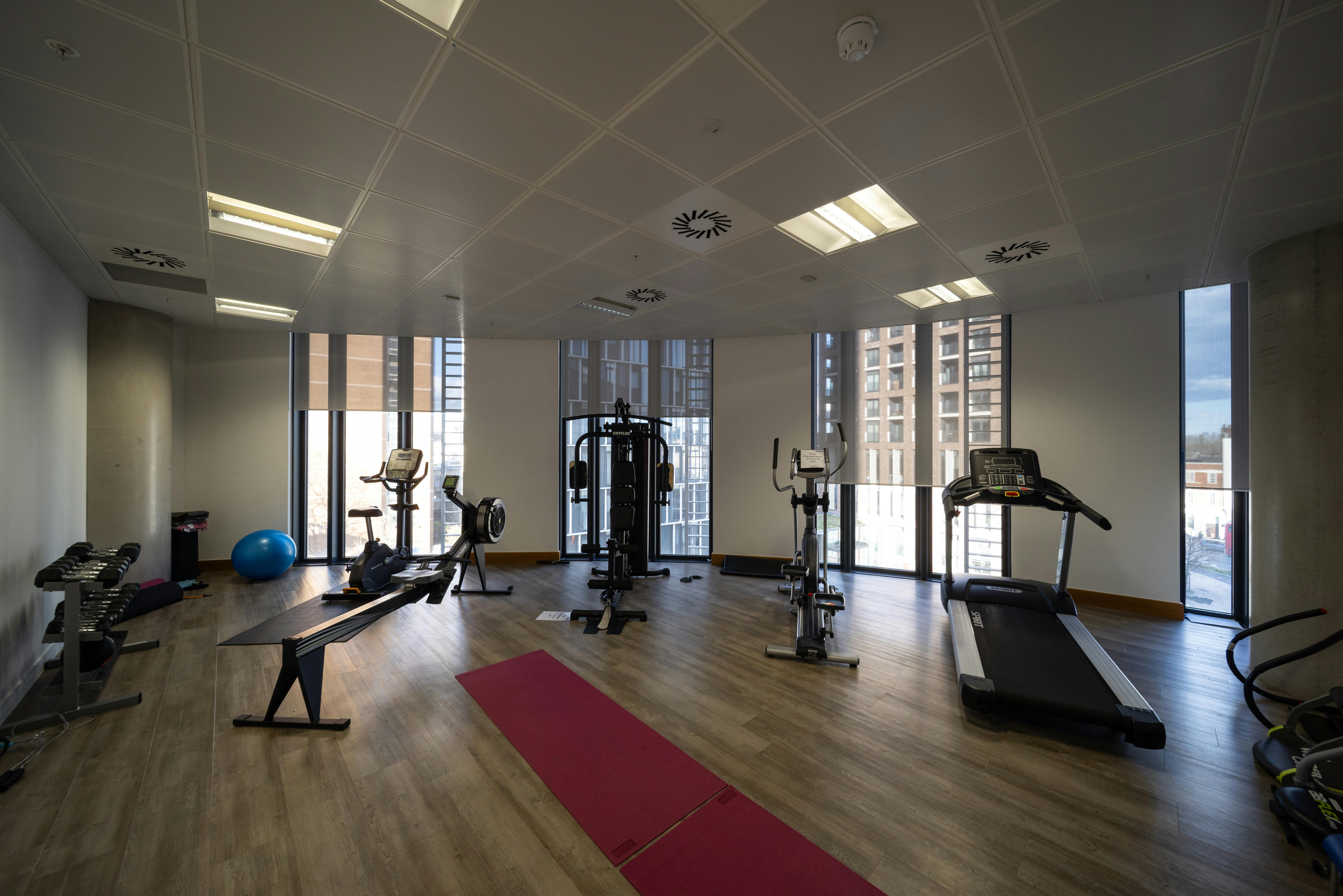 Office in Stratford - photo 3