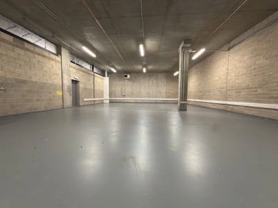 G10 Silverbox, Wembley, Industrial To Let - Silverbox 3.png