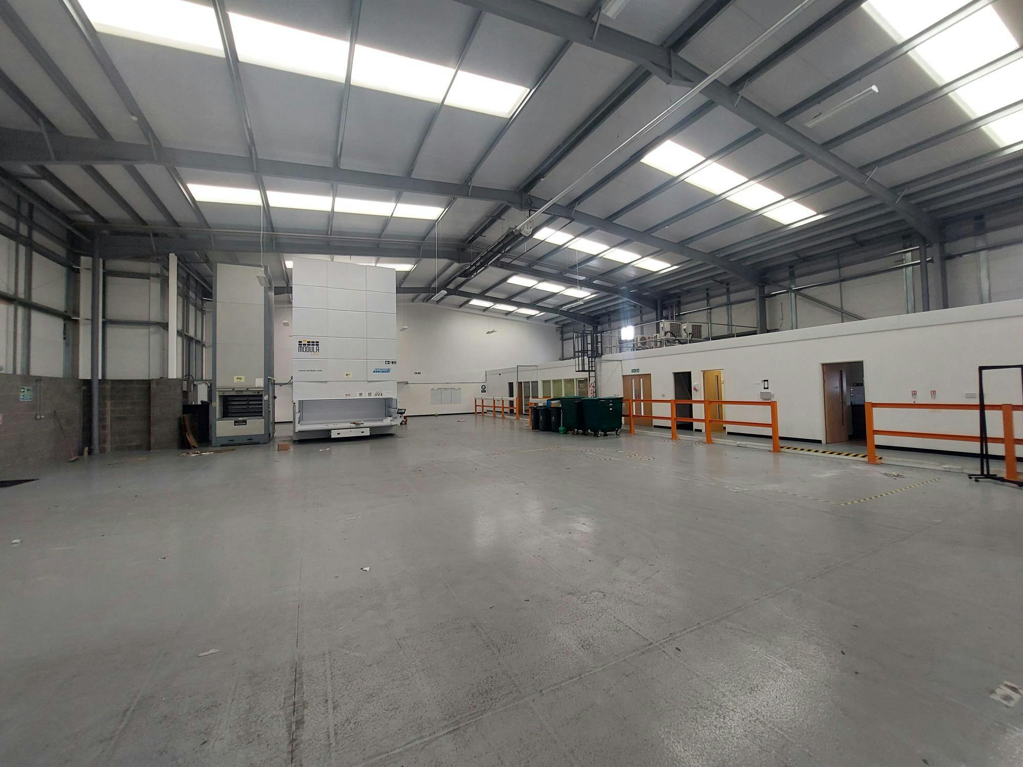 Industrial Unit in Tamworth - photo 2
