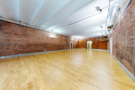 (Ground Floor)  1 Lorenzo Street, London, Office To Let - 1LorenzoSt04212020_093750 3.jpg