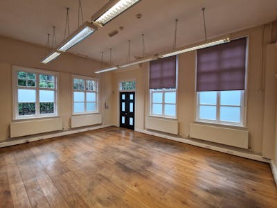 The Old Post Office, Alderley Edge, Office To Let / For Sale - 20250207_091830.jpg