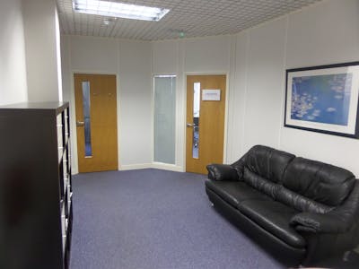 Suites 1 & 2, First Floor, Unit 3 Sceptre House, Harrogate, Office To Let - 4.jpeg