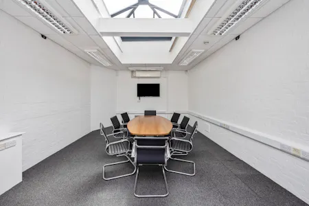 Unit A, 142 Old Shoreham Road, Hove, E (Commercial / Business / Service) / Office / Studio / Gallery / Studio / Workshop To Let - Old Shoreham Road, 142, Unit A-002.JPG