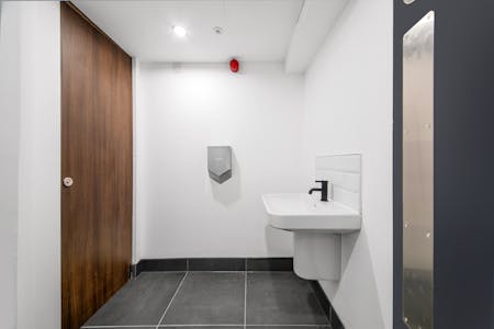 Charlotte House, 2 South Charlotte Street, Edinburgh, Office To Let - 039.jpg