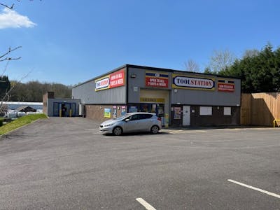 Options House, Brookfield Industrial Estate, Glossop, Industrial/Logistics / Trade Counter To Let / For Sale - 5.jpg