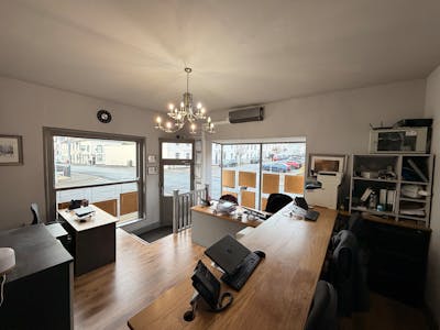 8A Regent Street, Leamington Spa, Retail To Let - IMG_0917.jpeg