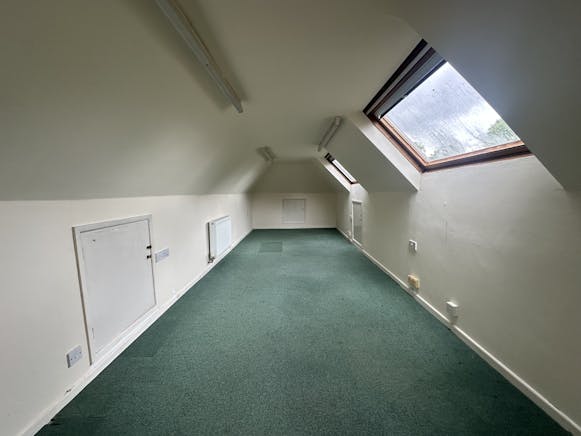 Office Suite, Old Coach House, Adwell, Office To Let - IMG_2033.jpeg