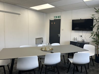 First Floor Offices, 2D Station Yard, Thame, E (Commercial / Business / Service) / Office To Let - IMG_1407.JPG