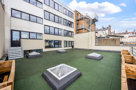 Academy House, 59 West Street, Brighton, Office To Let - West Street, 59, Academy House-024.jpg