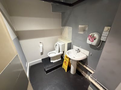 70 Bridge Street, Manchester, High Street Retail To Let - IMG_0683.jpeg