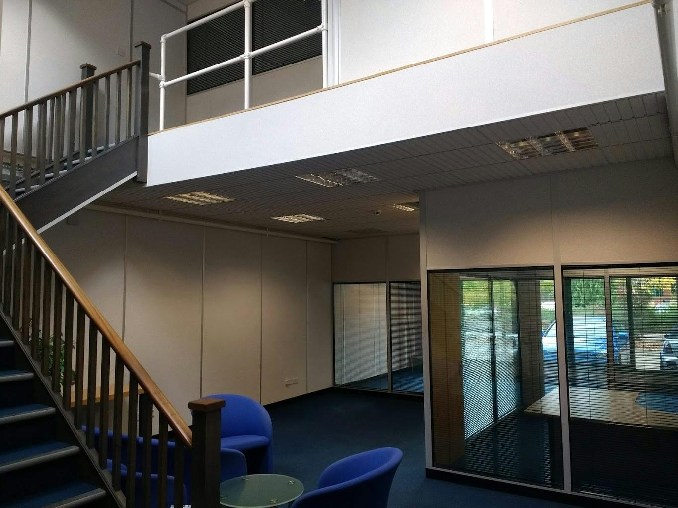 Office in Ascot - photo 4