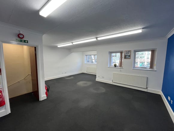 Suite 5 Raleigh House, Admirals Way, London, Offices To Let - 54534c70-a598-468f-a29d-40c1ba568d41.jpeg