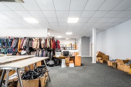 Industrial & Warehouse, Unit 4-5, London, Industrial/Logistics / Office To Let - Greenwich Centre Bus Pk U4-5 - 18.jpg