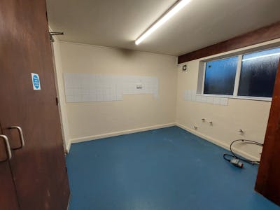 Unit 3, Beehive Farm, Lullington Road, Swadlincote, Leisure / Retail To Let - Image 5