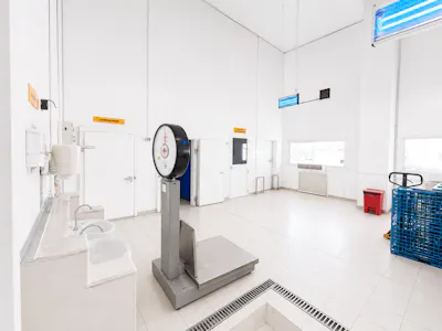 Al Quoz Industrial Area 4, Dubai, Warehouse To Let - image00004.png