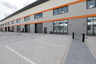 Units 5A-H, Vauxhall Trading Estate, Vauxhall Trading Estate, Stockport, Industrial To Let - 5A 5E 5D.JPG - More details and enquiries about this property