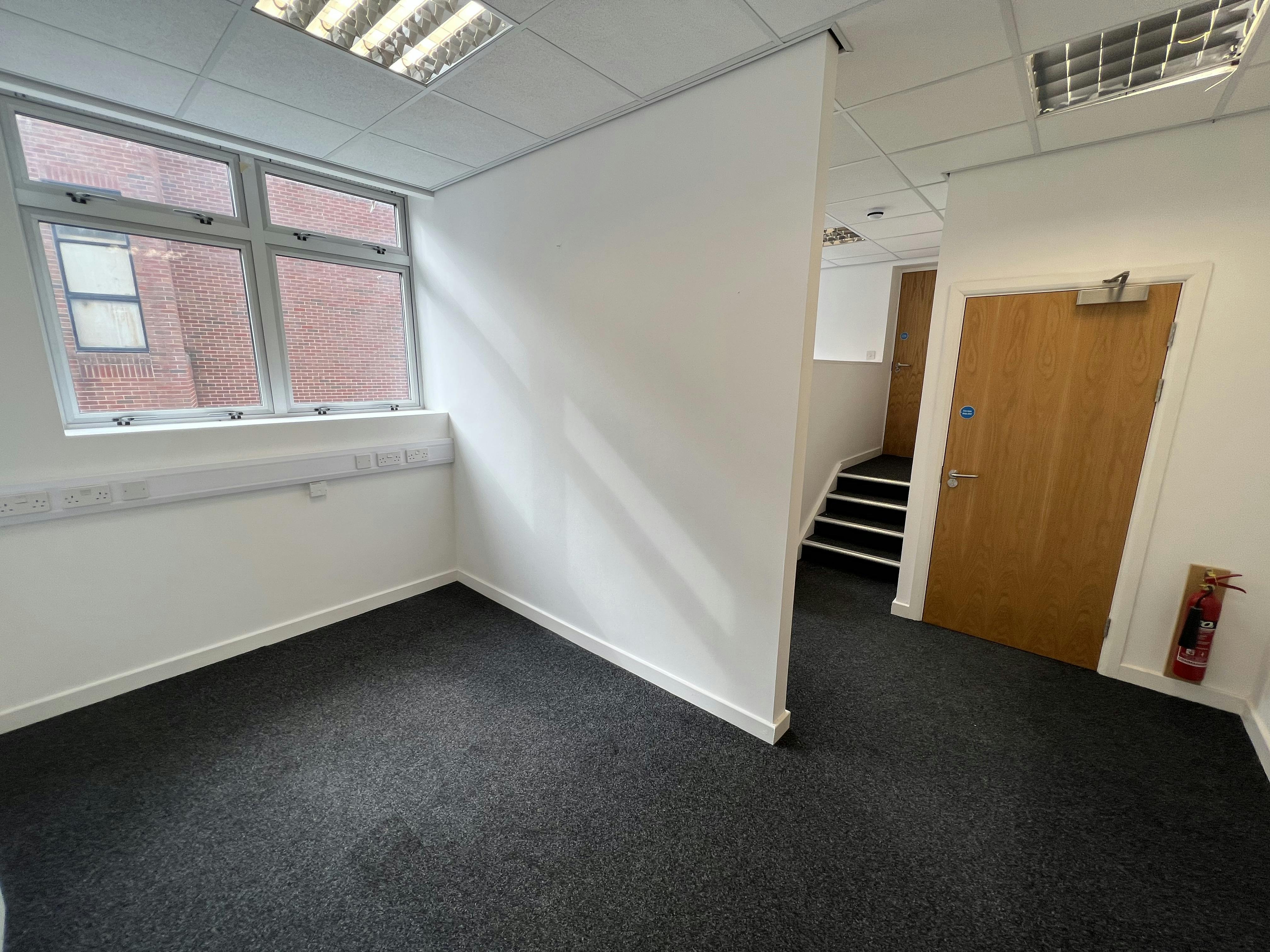 24 Victoria Road, Consett, Offices To Let - Photo 11