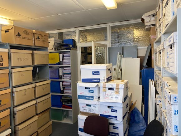 Unit 25a, Chiltern Trading Estate, High Wycombe, Other / Other / Retail / Offices For Sale - 3.jpeg