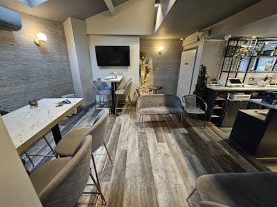 170 Bury New Road, Manchester, Leisure / Retail For Sale - 20260112_132155.jpg