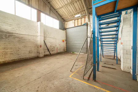 375 Bath Road, Slough, Industrial / Trade Counter To Let - w19.jpg