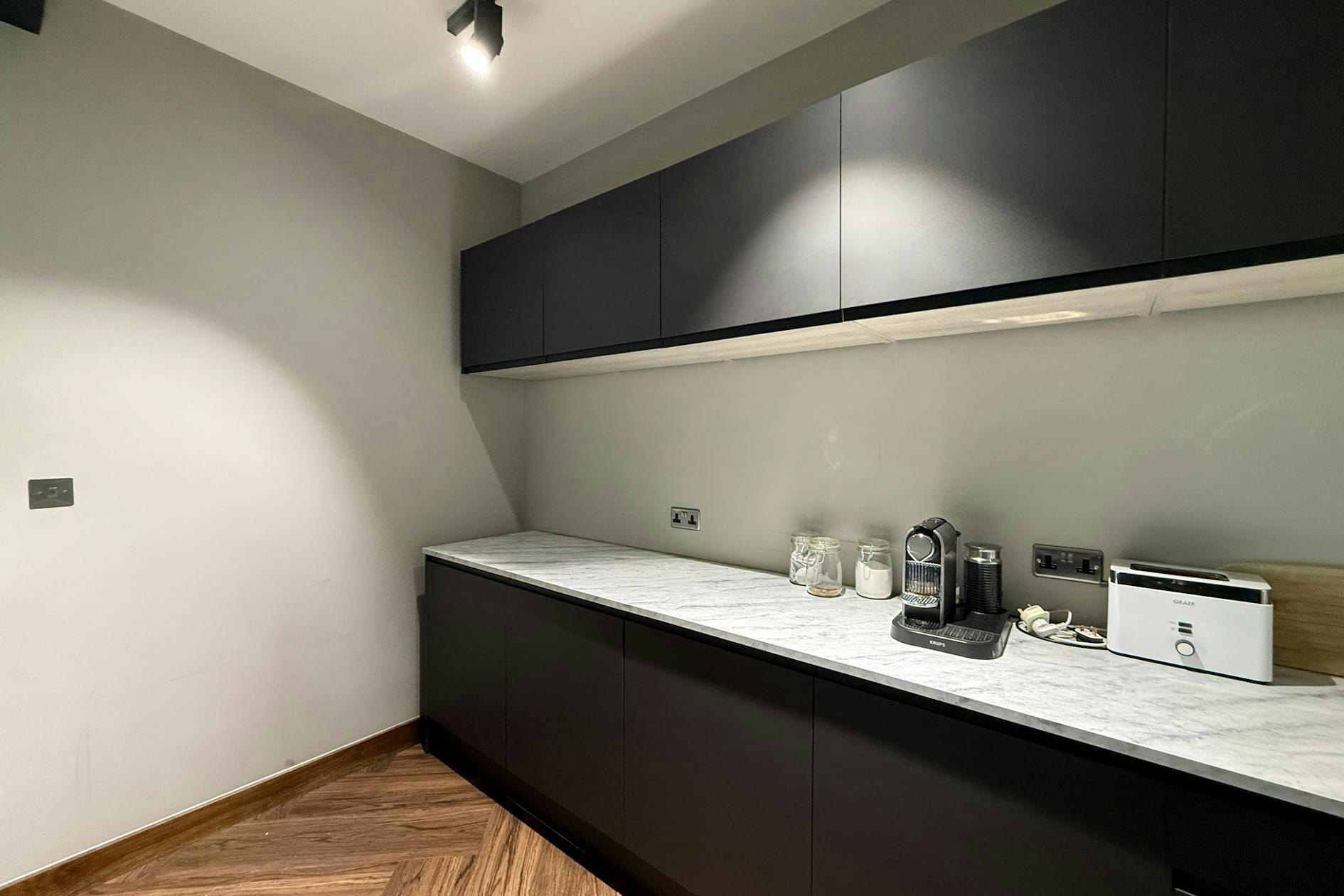 38 North Lane, Leeds, Offices To Let - 0dcdfcaa7b637e65c8c40e987190b3d0-img-2172.jpg