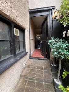 15 High Street, Windsor, Class E Retail / Leisure / Retail / Retail - In Town Lease Assignment - IMG_8138.JPG