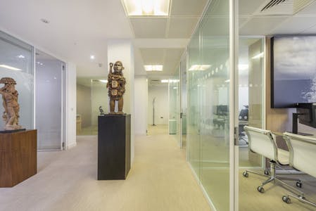 10 Brook Street, London, Office To Let - office 16.jpg