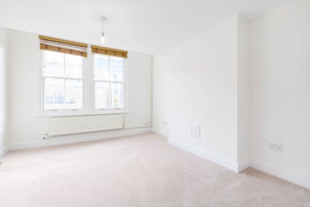 Woodlands Park Road, London, Maisonette To Let - Living Room