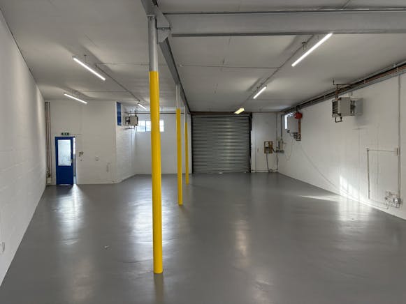Unit 6, Bishop's Stortford, Industrial To Let - IMG_0232.jpg