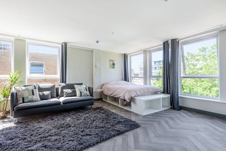 14-18 Market Square, Aylesbury, Investment For Sale - 863411 1.jpg