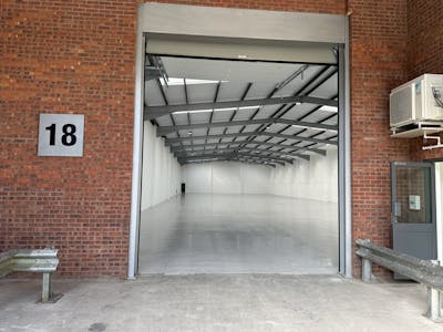 Unit 18 Garrick Industrial Estate, Hendon, Industrial To Let - IMG_1743.JPEG