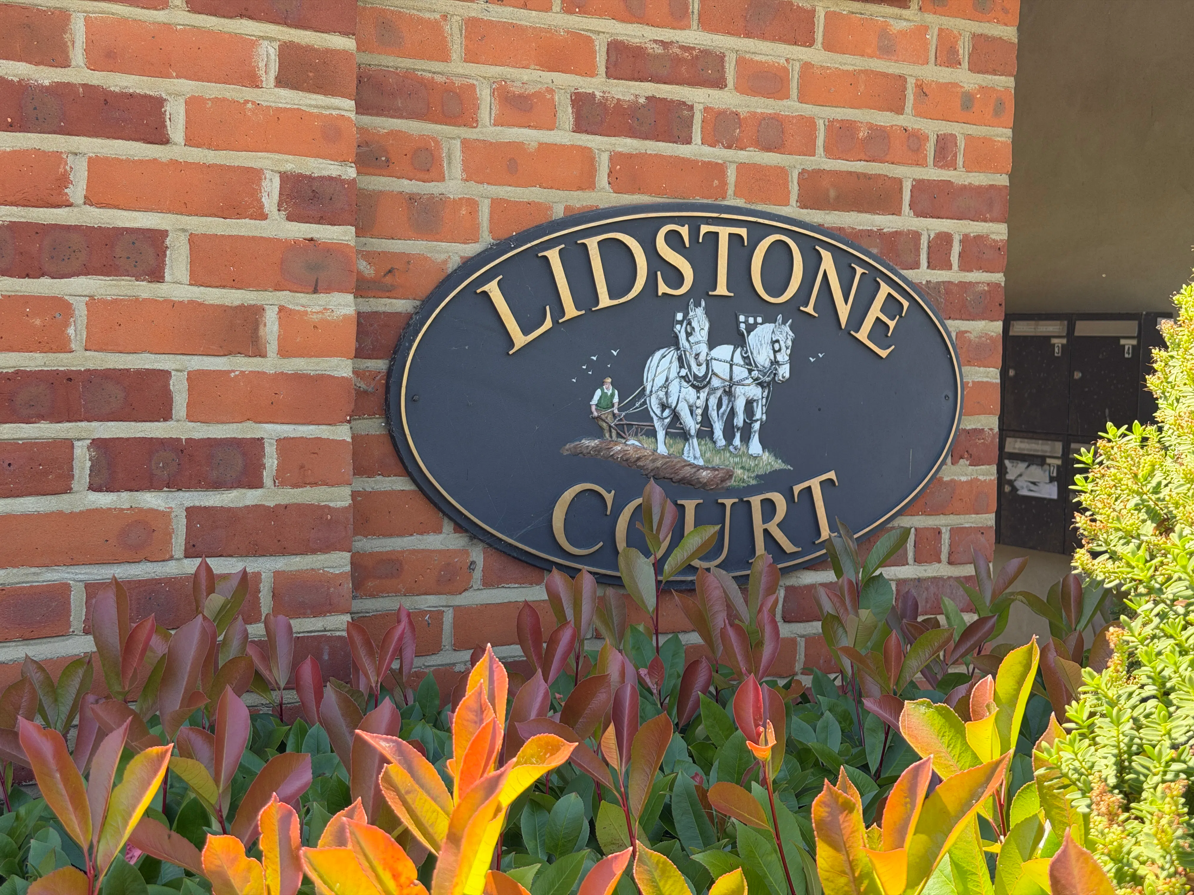 Office Suite, Unit 7 Lidstone Court, Slough, Offices To Let - 20260706_121837930_iOS.jpg