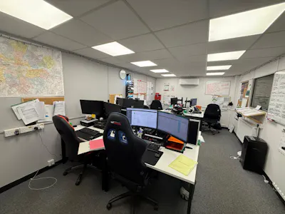14 Parkside Centre, Southend-on-Sea, Industrial To Let - WhatsApp Image 2026-09-07 at 13.29.49 (4).jpeg