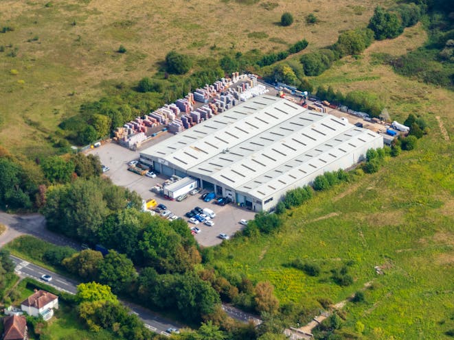 Unit C, Burnt Common Distribution Centre, Guildford, Warehouse & Industrial To Let - HLP_L_230906_9782.jpg